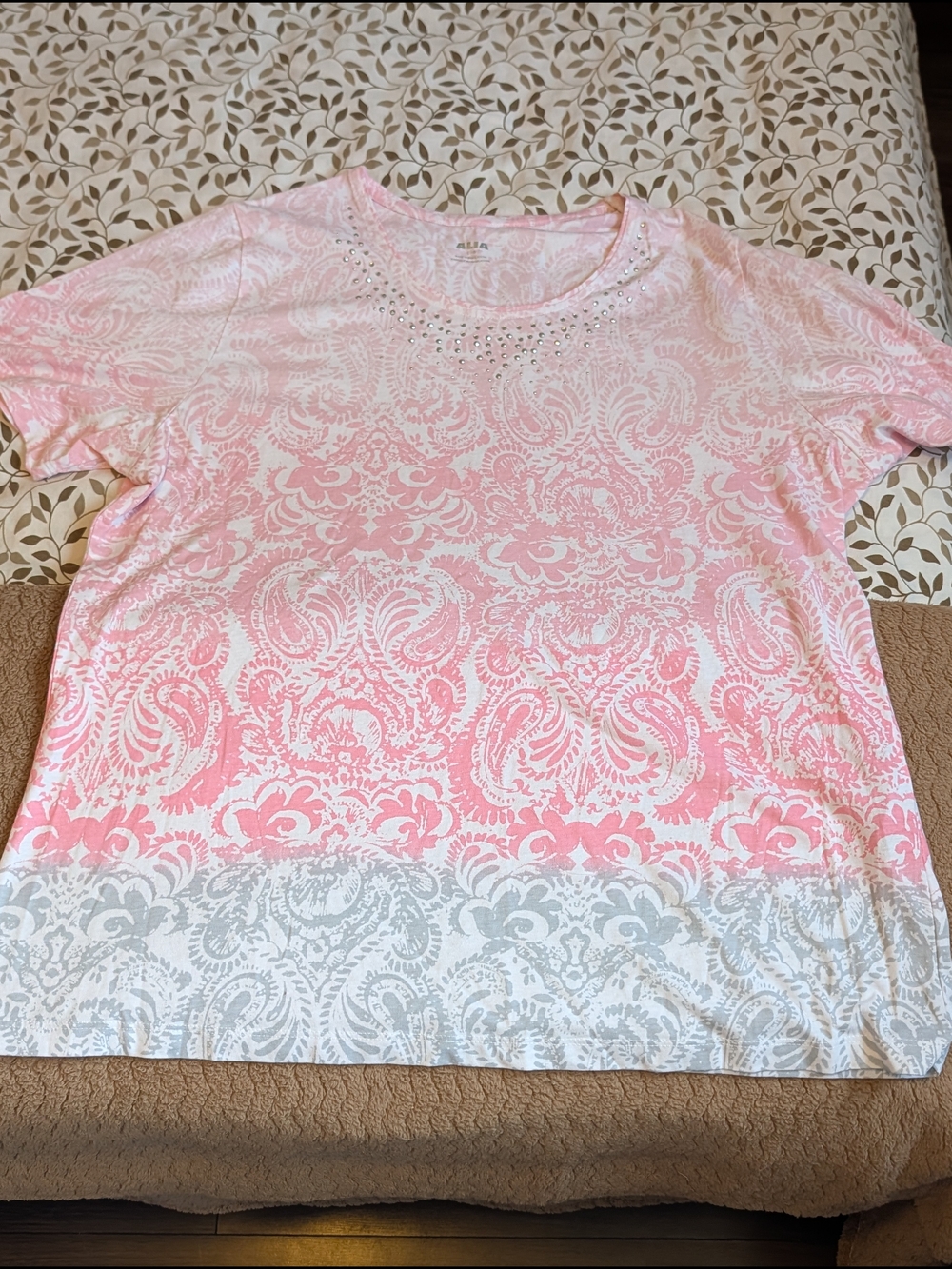 Alia Light Pink Paisley Embellished Short Sleeve Tee